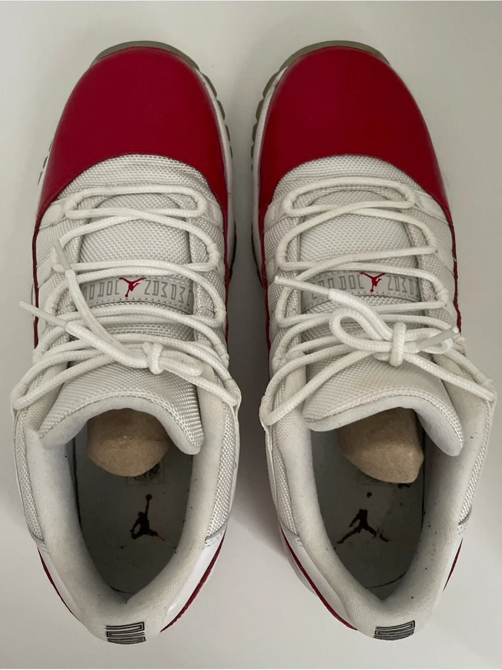 Jordan 11 White and Red Low-Top Basketball Sneakers size 7